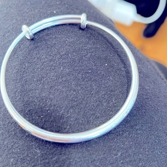Sterling silver bangles - Picture 1 of 1